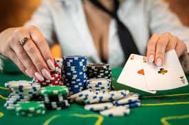Filipino players using 1005 mobile platform for sports betting and casino gaming on smartphones